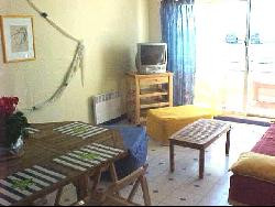 Appartement tout confort, vue sur la mer.