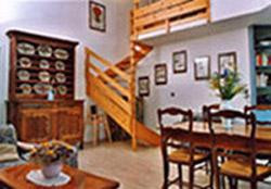 SKI à MERIBEL ou CURE THERMALE à BRIDES LES BAINS. DUPLEX * * * * étoiles, 3 pièces, 6 personnes. Internet WIFI  .Garage en sous-sol.