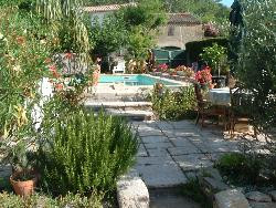 Chambres d'hôtes    -    B & B            à 20 km de Carcassonne