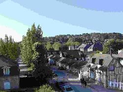 DEAUVILLE. ENTREE TOP RESA 2 PIECES MEUBLEES. MAXIMUM 5/6 PERSONNES