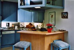 SKI à MERIBEL ou CURE THERMALE à BRIDES LES BAINS. DUPLEX * * * * étoiles, 3 pièces, 6 personnes. Internet WIFI. Garage en sous-sol.