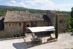 A louer en Provence à l'Isle-sur-la-Sorgue; très belles prestations