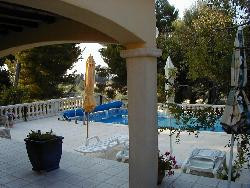GITE de VACANCES avec piscine en PROVENCE