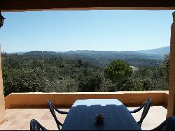 Maison provençale avec vue...
