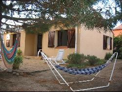 Sainte Marie la Mer  La  Plage a 400  metres.Perpignan à 10km