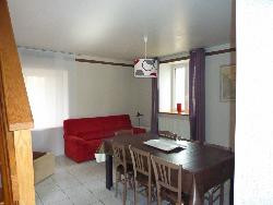 BESSE Bel appartement duplex 110 m² /8-10 pers. Bien situé