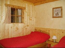 Le Pin Sylvestre  Appartement  dans chalet traditionnel à BESSANS