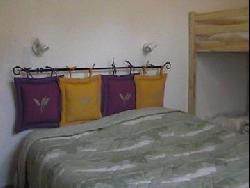 Apt 2/4 pers plain pied dans villa avec piscine environ de Fréjus