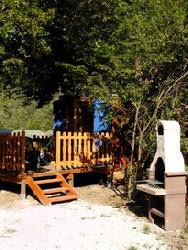 Haute-Provenï¿½e authentique: chalet sur ferme ï¿½questre en pleine nature