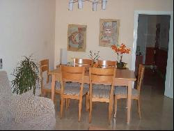 ROSAS-EMPURIABRAVA :  6  APPARTEMENTS A LOUER  COSTA  BRAVA