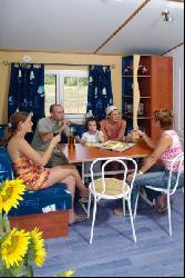 Mobil home dans camping *** à  ARGELES SUR MER 66