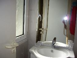 location studio bord de mer 100m plage