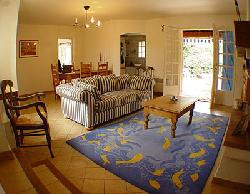 Offre villa dans domaine avec piscine et tennis