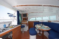 Loue Catamaran Lagoon 380
