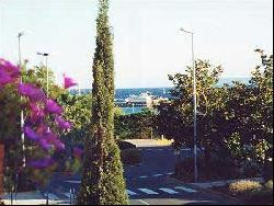 CHARMANT T2 A BORMES LES MIMOSAS