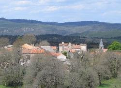 CHEZ FANCHON location saisonnière a la Blaquèrerie 12230 la Couvertoirade sur le LARZAC- région du VIADUC DE MILLAU-