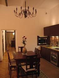 SUPERBE APPARTEMENT REFAIT A NEUF 4 PIECES 3 CHAMBRES A LOUER DANS LE CENTRE DE CRACOVIE CAPITALE HISTORIQUE ET CULTURELLE DE LA POLOGNE