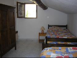 MAS LE VENTOUX  : gîte à louer gîte pour 4 personnes avec piscine privée