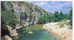 GITE avec piscine privée, de 90 m2 pour 4 pers.