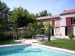 gites MAS FONTVERT -piscine en Provence