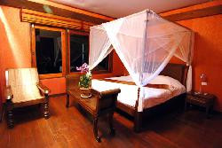 Villa thailandaise traditionnelle, piscine, pension complete