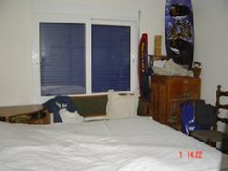 Athenes. petite maison en bord de mer