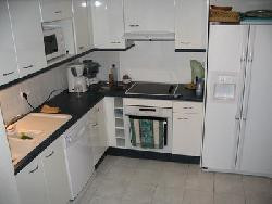 PORT-LEUCATE, APPT DE STANDING POUR 7  PERSONNES