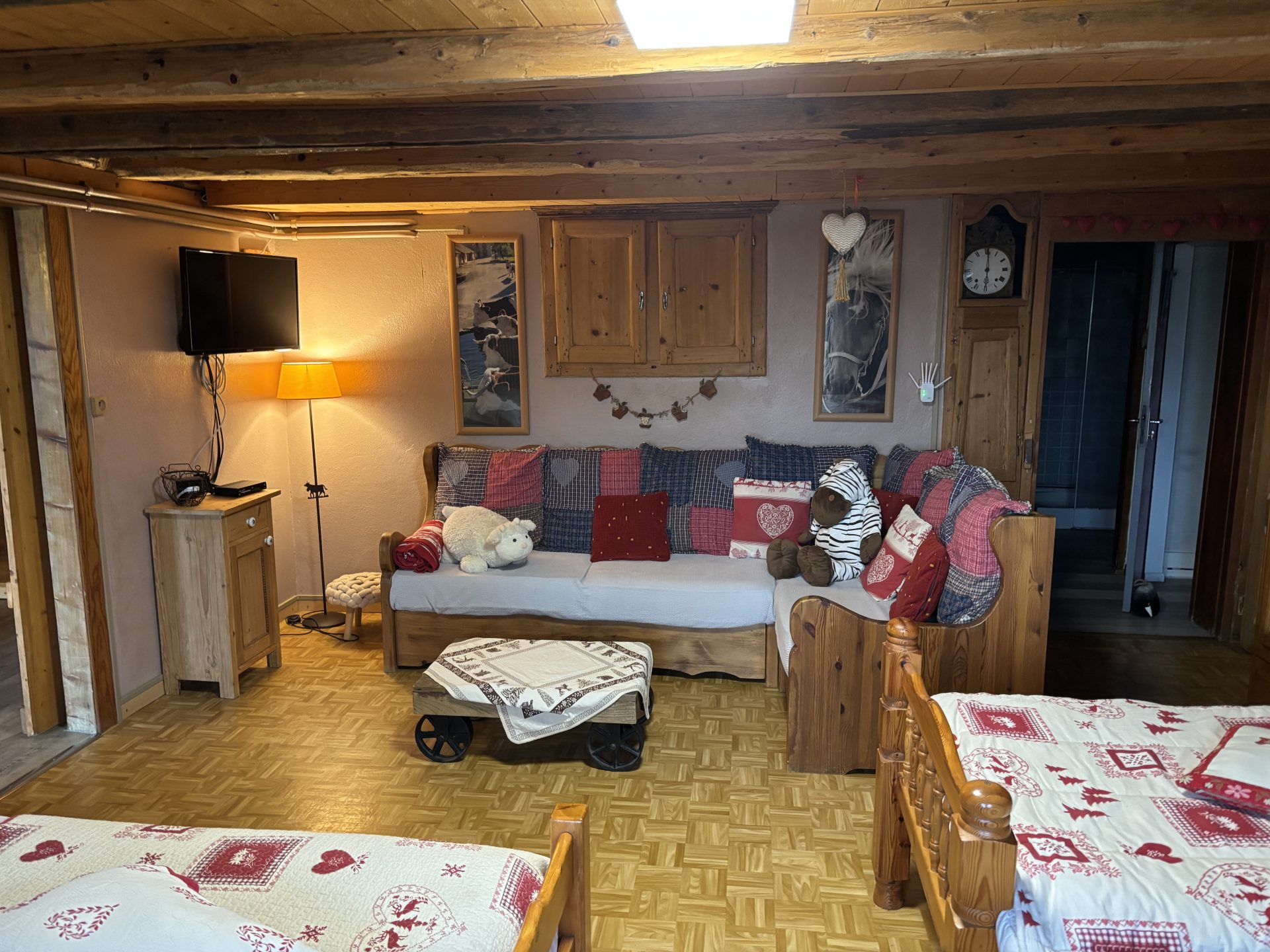 2ème chambre avec le coin télé