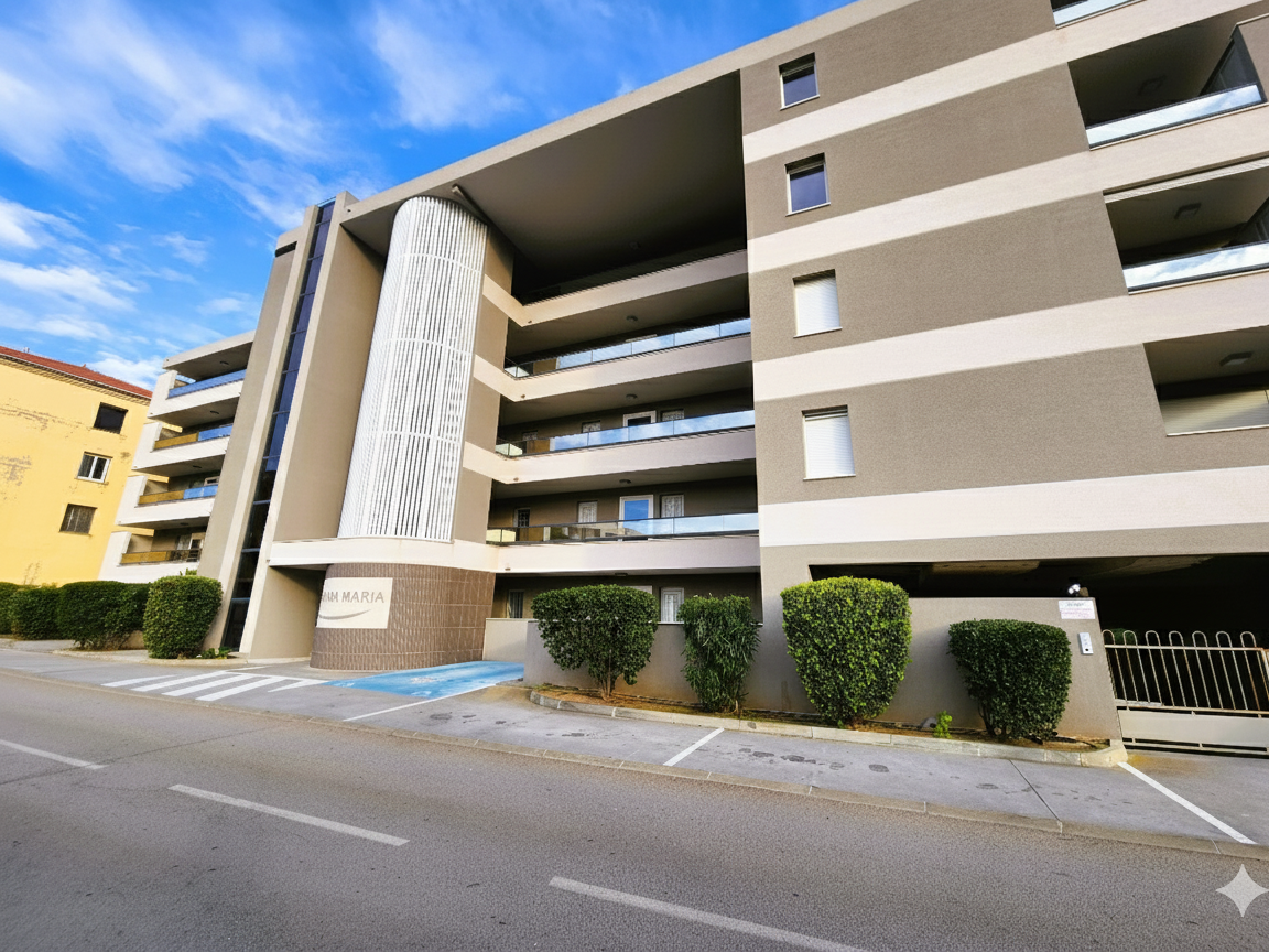 CALVI – T2 –4 pers– Vue Mer & Montagne | Plage à 200 m | Tout à pied | Parking Privée — photo 18