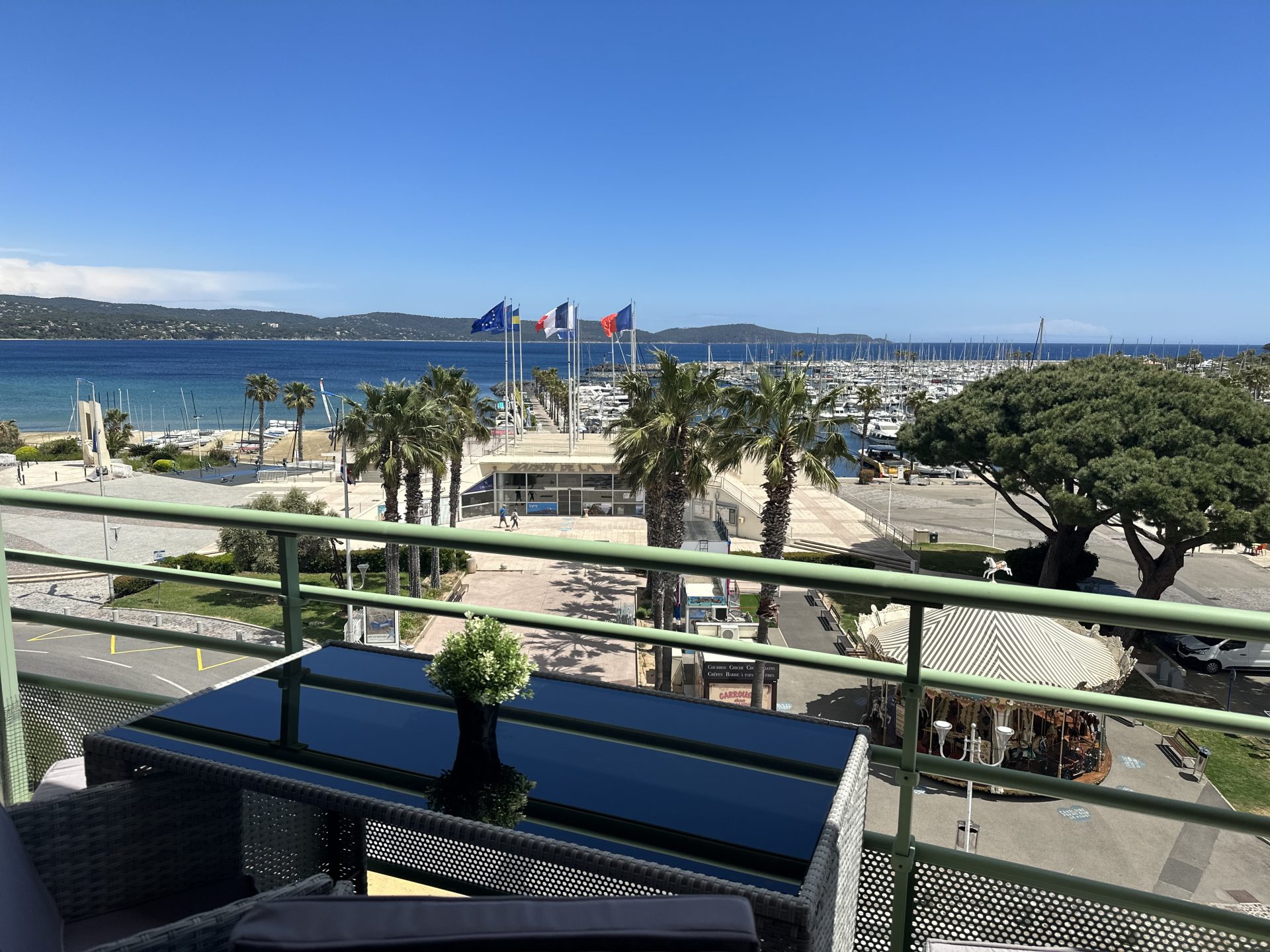 Appartement Vue Mer Centre ville CAVALAIRE SUR MER