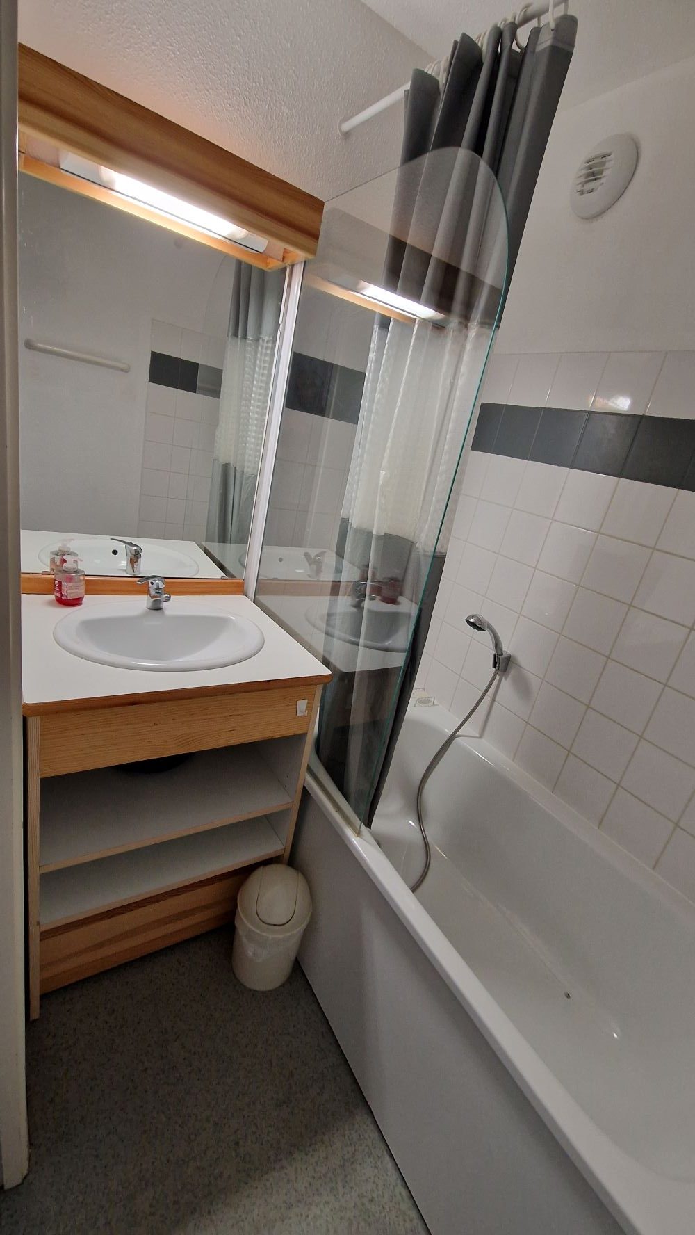 Superdévoluy Htes Alpes Particuliers proposent T2 T3 T4 pied des pistes ( 10 appartements ) — photo 6
